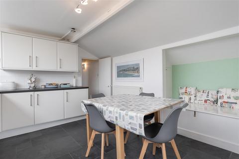 2 bedroom flat for sale, The Craighurst, Southwold IP18