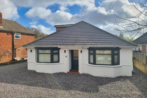 4 bedroom detached bungalow for sale, Woodlands Road, Woodlands SO40