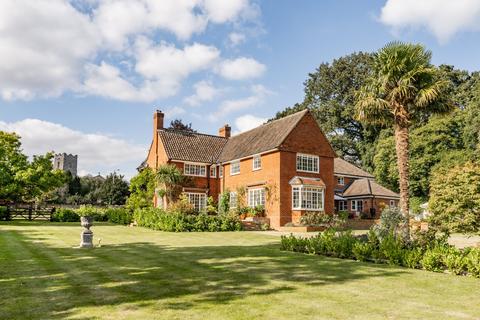 5 bedroom detached house for sale, Ipswich Road, Newton Flotman, Norwich