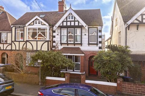 4 bedroom semi-detached house for sale, Bridge Road, Worthing