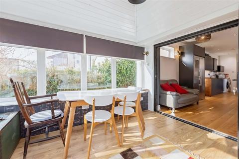31 Bridge Road, Worthing, BN14 7BX