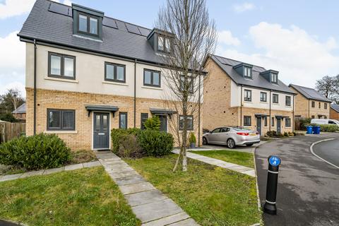 3 bedroom semi-detached house for sale, Johnstone Close, Bracknell, Berkshire