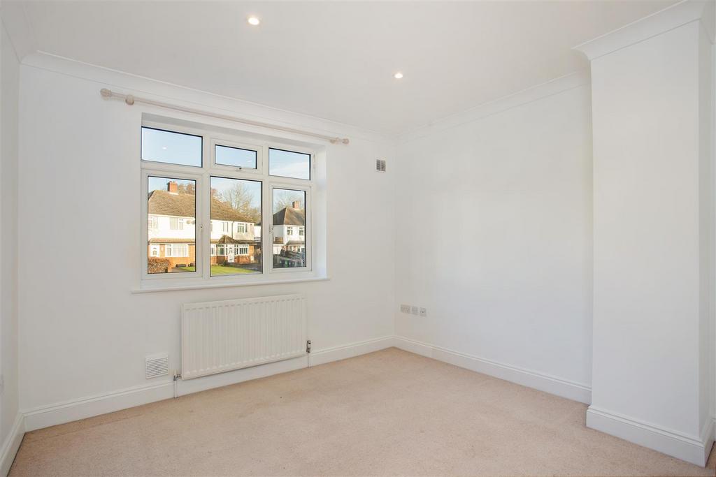 31 Hilley Field Lane 290632 - (15).jpg