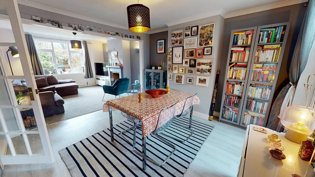 Lounge/dining room