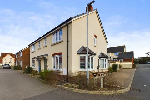 3 bedroom semi-detached house for sale, Millway Furlong, Aylesbury HP17