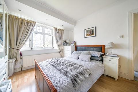 33 Roslin Way, Bromley, BR1 4QS