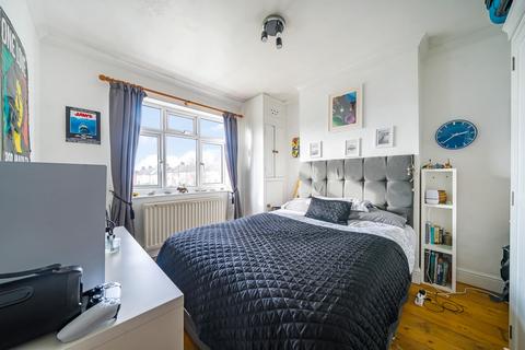 33 Roslin Way, Bromley, BR1 4QS
