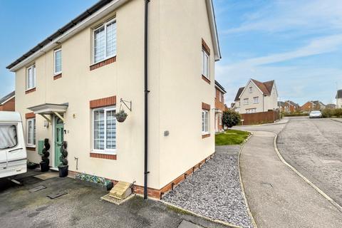 Peregrine Drive, Stowmarket, IP14