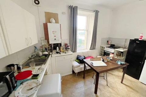 1 bedroom flat for sale, Ladysmill, Birnam Place, Falkirk FK2