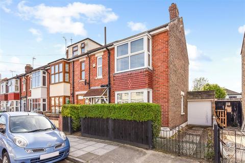 3 bedroom end of terrace house for sale, Lichfield Road, Baffins, Portsmouth