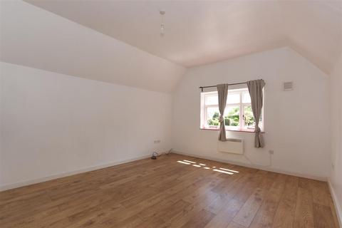 2 bedroom flat to rent, The Hoystings, Old Dover Road, Canterbury