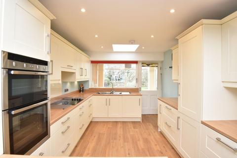 56 Aspin Oval, Knaresborough, HG5 8EL