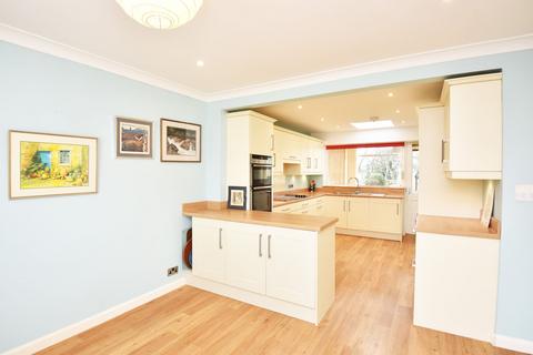 56 Aspin Oval, Knaresborough, HG5 8EL