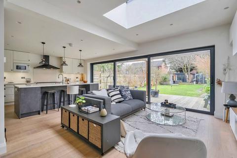 undefined, Mayflower Way, Beaconsfield, HP9