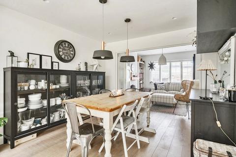 undefined, Mayflower Way, Beaconsfield, HP9