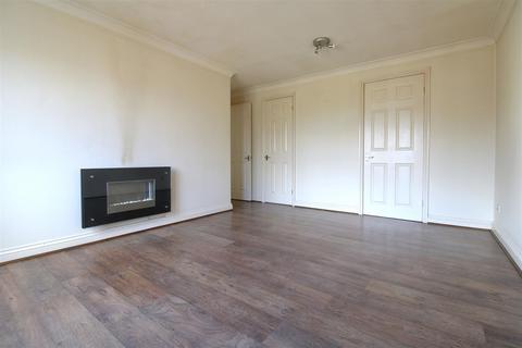 1 bedroom flat for sale, Edinburgh Court, King's Lynn