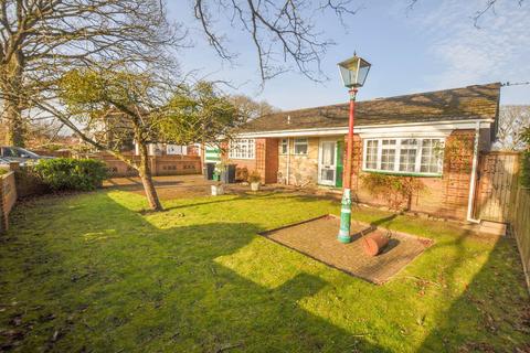 3 bedroom bungalow for sale, Lonnen Road, Wimborne, BH21