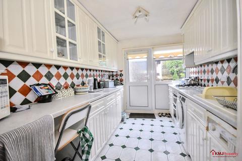 3 bedroom end of terrace house for sale, Greenfield Close, Tunbridge Wells, TN4 8TS