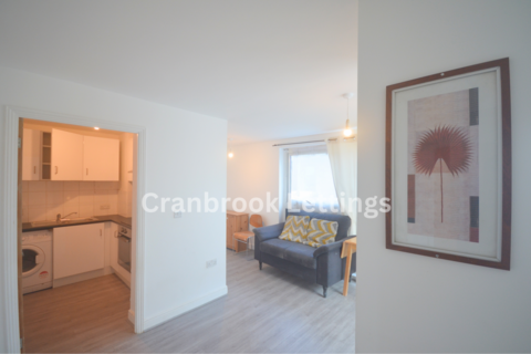 1 bedroom flat to rent, City Gate House, IG2 6LQ