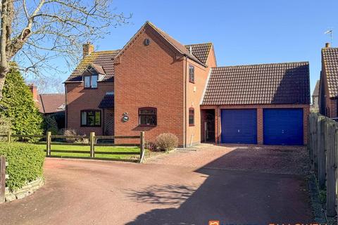 4 bedroom detached house for sale, Green Lane, 6 NG23