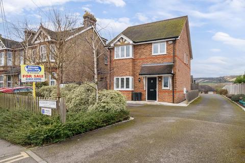 4 bedroom detached house for sale, Birling Road, Snodland