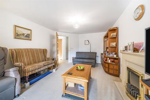 2 bedroom flat for sale, Crowborough Hill, Crowborough