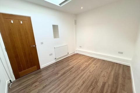 undefined, Newbury,  Berkshire,  RG14
