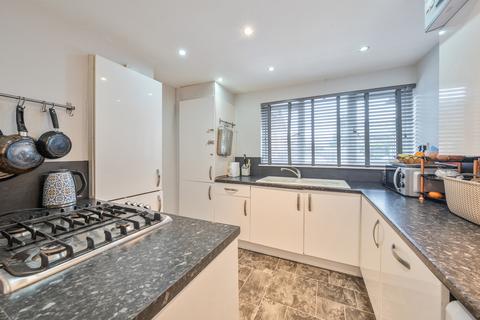 64 Peerless Drive, Harefield, Uxbridge, UB9 6JG