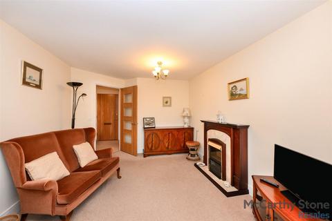 2 bedroom apartment for sale, Goodes Court, Baldock Road, Royston