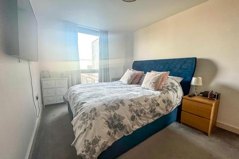 2 bedroom flat for sale, Southchurch Road, Southend-on-Sea SS1