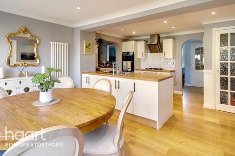 4 bedroom detached house for sale, Bishop's Stortford CM23