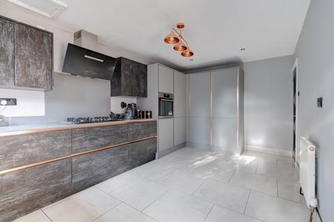 2 Binton Road, Shirley, Solihull, B90 2QH