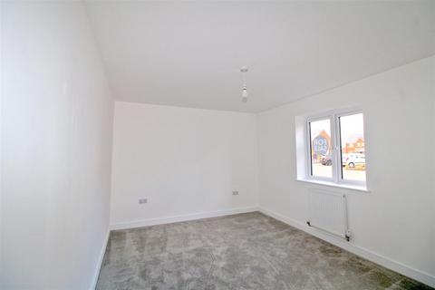 2 bedroom apartment for sale, Newlands Place, Seaford