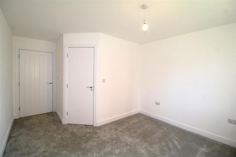 2 bedroom apartment for sale, Newlands Place, Seaford