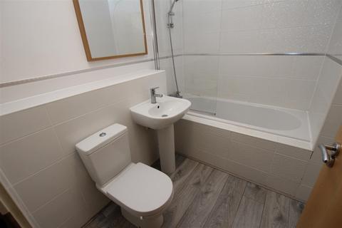 1 bedroom apartment to rent, Holden Mill, Bolton BL1