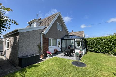 3 bedroom detached house for sale, Eastmoor Park Crescent, West Cross, Swansea
