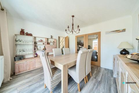 3 bedroom detached house for sale, Eastmoor Park Crescent, West Cross, Swansea
