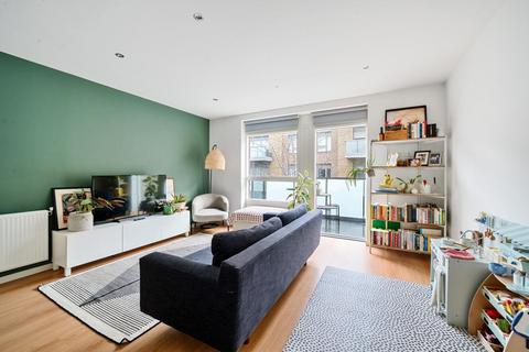 2 bedroom flat for sale, Miles Road, Hornsey