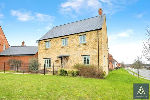 5 bedroom detached house for sale, Lagonda Drive, Northamptonshire NN13