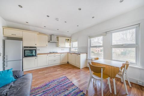 Archway Road, Highgate, London, N19