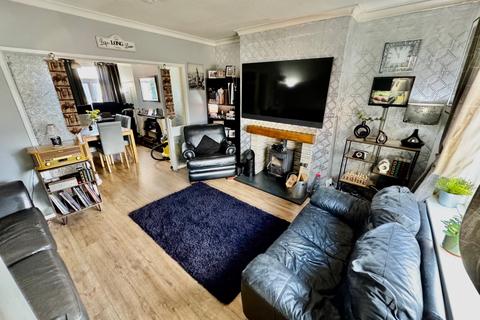 2 bedroom terraced house for sale, 56 Billinge Road, WN5 9JN