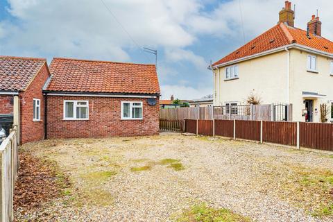 1 bedroom semi-detached house for sale, Recreation Road, North Walsham