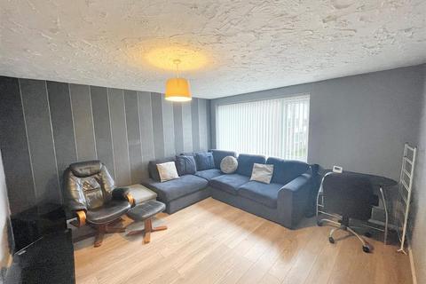 2 bedroom flat for sale, Carmel Gardens, Stockton-On-Tees TS20