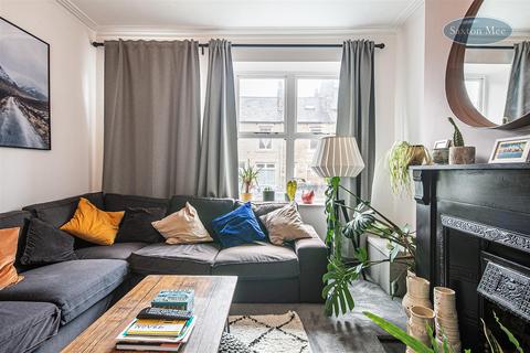 18 Coombe Road, Sheffield, S10 1FF