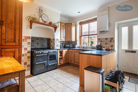 18 Coombe Road, Sheffield, S10 1FF