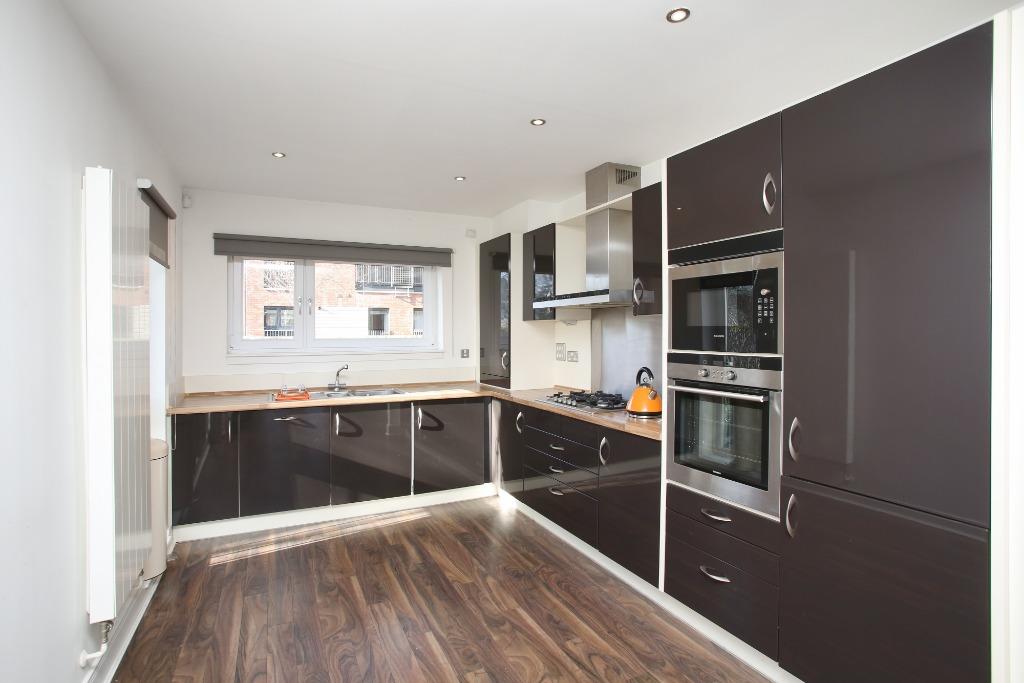 Apartment in Edinburgh - View 4