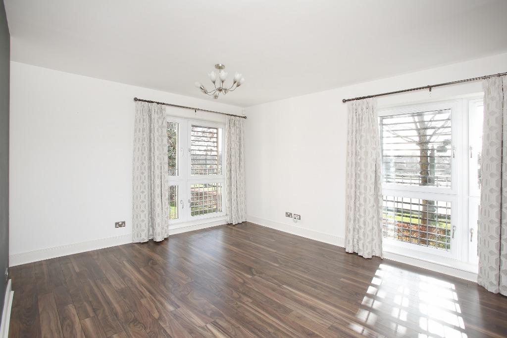 Apartment in Edinburgh - More