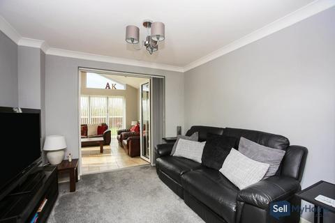 5 bedroom detached house for sale, Hogarth Road, Leicester, LE4