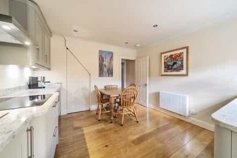 3 Harts Yard, Godalming, GU7 1AS