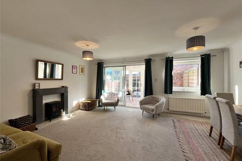 8 Gaprigg Court, Hexham, NE46 1AT